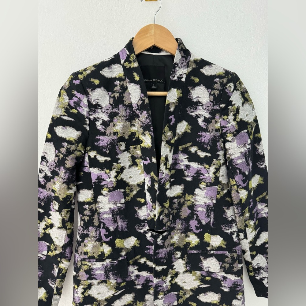 BANANA REPUBLIC JACQUARD FLORAL BLAZER SIZE 2